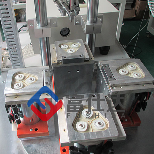 水泵用三軸轉(zhuǎn)盤式自動(dòng)鎖螺絲機(jī)